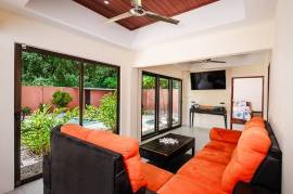 Casa Venturini: Charming Single-Family Home with Quality Finishes, Private Pool & Expansion Opportunity