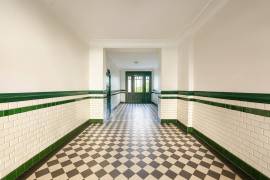 Ready to Move! Spacious 2-Room Altbau in Guntzelkiez Wilmersdorf