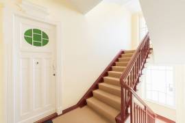 Ready to Move! Spacious 2-Room Altbau in Guntzelkiez Wilmersdorf