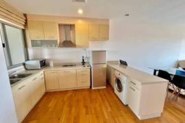 Boathouse: 2 Bedroom Condo With Sea View