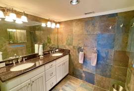 102 Half Moon Circle F2, Hypoluxo, FL 33462