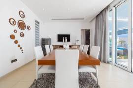4 Bedroom Luxury Villa - St. George Area, Peyia