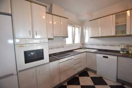 STUNNING 5 BEDROOM HOME WITH POOL, SUMMER KITCHEN AND GARAGE