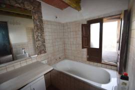 FANTASTIC EQUESTRIAN FACILITY IN LA MARINA, COSTA BLANCA
