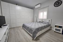 WONDERFUL VILLA WITH SWIMMING POOL AND GUEST ANNEX