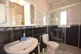 LOVELY 2/3 BEDROOM VILLA IN CIUDAD QUESADA WITH LAKE AND SEA VIEWS