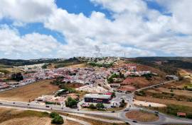 Completely refurbished 2 bedroom villa in the center of Budens - Vila do Bispo