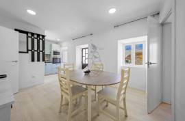Completely refurbished 2 bedroom villa in the center of Budens - Vila do Bispo
