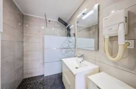Completely refurbished 2 bedroom villa in the center of Budens - Vila do Bispo