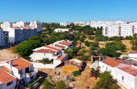 Land with 4,800m2 Rustic and Urban with Construction Feasibility of 29 Apartments in Portimão