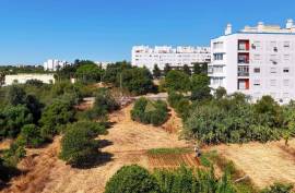 Land with 4,800m2 Rustic and Urban with Construction Feasibility of 29 Apartments in Portimão