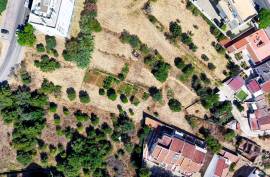 Land with 4,800m2 Rustic and Urban with Construction Feasibility of 29 Apartments in Portimão