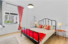 Fully Refurbished 3 Bedroom Apartment in the Riverside Zone in Portimão