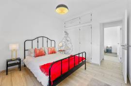 Fully Refurbished 3 Bedroom Apartment in the Riverside Zone in Portimão