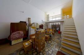 Residential and commercial building for sale in the center of Portimão
