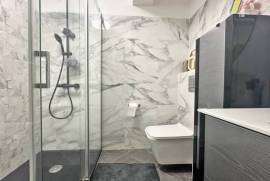 Apartamento T2 com Vista Desafogada em Queluz