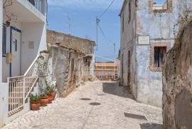 Approved Project for 5 contemporary village houses with patios