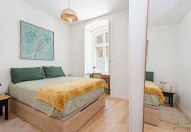 T1 apartment like a home, inserted in a luxury condominium in Graça, with swimming pools and saunas