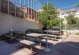 T1 apartment like a home, inserted in a luxury condominium in Graça, with swimming pools and saunas