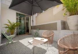T1 apartment like a home, inserted in a luxury condominium in Graça, with swimming pools and saunas