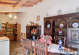 House located in São Romão/Ciladas, Vila Viçosa with a gross private area of 98m2
