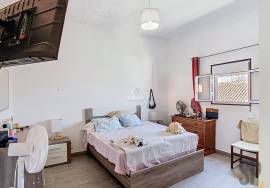 House located in Rio de Moinhos, Borba. With a gross private area of 135.26m2