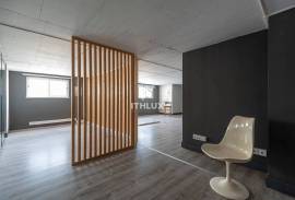 Office, retail or service space | 296 m2 | Carnaxide