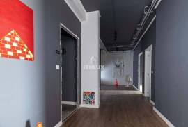 Office, retail or service space | 296 m2 | Carnaxide