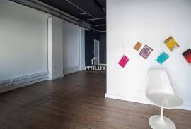 Office, retail or service space | 296 m2 | Carnaxide