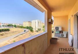 Excellent 3 bedroom apartment in a very quiet area