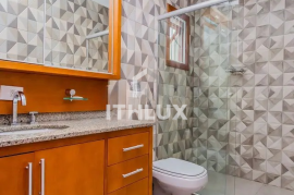 House, 360m2, For Sale, 3 Bedrooms, 1Suite, 2 Bathrooms, Toilet, 3 Vacancies, Semi-Furnished, Shopping Iguatemi, Três Figueiras, Poa/ RS
