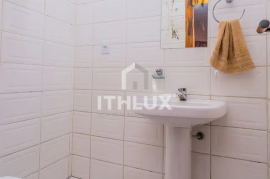 House, 360m2, For Sale, 3 Bedrooms, 1Suite, 2 Bathrooms, Toilet, 3 Vacancies, Semi-Furnished, Shopping Iguatemi, Três Figueiras, Poa/ RS