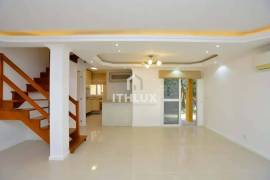 Great House in Condominium, 263M², For Sale, 3 Bedrooms, 1 Suite, 2 Parking Spaces, Mário Quintana, POA/RS