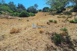 Rustic land with 5240m² located in Cerro do Roque- Paderne