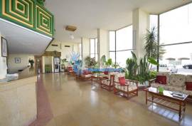 Renovated 2 bedroom apartment located in the Vila Magna Building in Albufeira