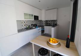 Restaurant for sale, with a renovated apartment in Duplex, above - Sold together