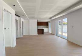 Luxury 4 Bedroom Villas with Private Pool in Exclusive Condominium, Cascais
