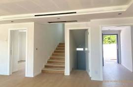 Luxury 4 Bedroom Villas with Private Pool in Exclusive Condominium, Cascais