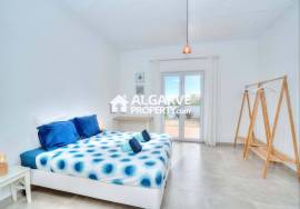 4-bedroom traditional style villa in Loulé with a pool and views over the Algarve coast