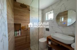 Renovated 3 bedroom villa, in a quiet area close to the beach and marina in Vilamoura, Algarve