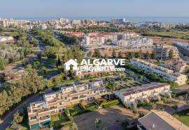 Renovated 3 bedroom villa, in a quiet area close to the beach and marina in Vilamoura, Algarve