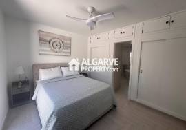 Charming 2+1 bedroom townhouse overlooking the golf course and near the Marina in Vilamoura, Algarve