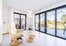Exceptional 4-Bedroom Villa with Pool & Golf Course Views | Vale da Pinta Golf, Lagoa