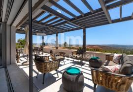 Contemporary 3+1 Bedroom Villa with Heated Pool & Panoramic Views | São Bartolomeu de Messines