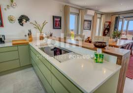 Contemporary 3+1 Bedroom Villa with Heated Pool & Panoramic Views | São Bartolomeu de Messines
