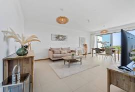 Albufeira – Beachside Apartments with Sea Views, Terraces and Pool