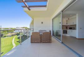 Albufeira – Beachside Apartments with Sea Views, Terraces and Pool