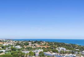Albufeira – Beachside Apartments with Sea Views, Terraces and Pool