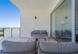 Albufeira – Beachside Apartments with Sea Views, Terraces and Pool