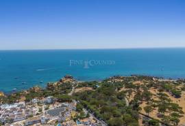 Albufeira – Beachside Apartments with Sea Views, Terraces and Pool